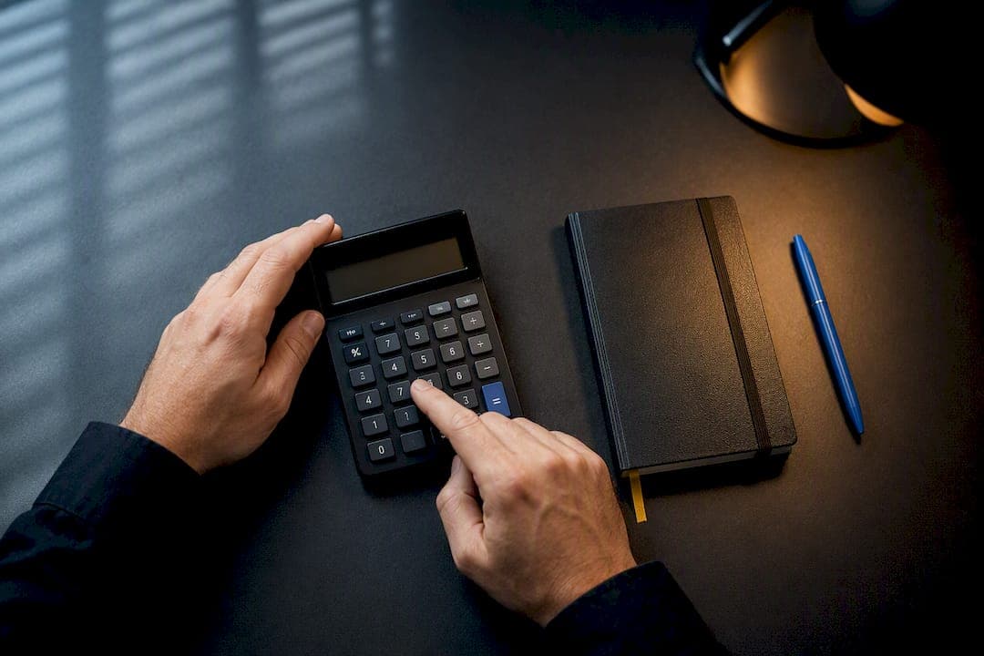 Prop Firm Risk Limits: 0.5%–1% Per Trade Math to Stay Funded